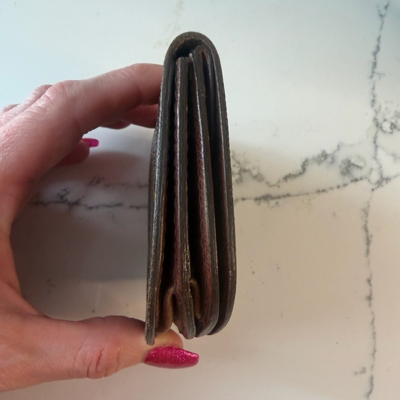 Louis Vuitton Monogram Porte Monnaie Gousset coin purse - Picture 9 of 12